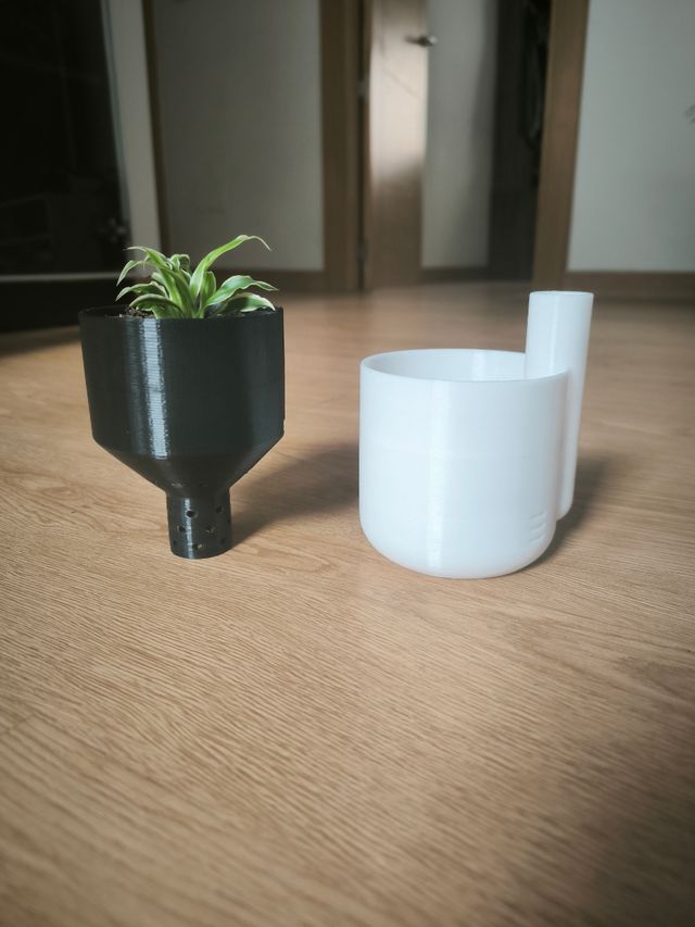 Maceta autoriego 3D personalizable