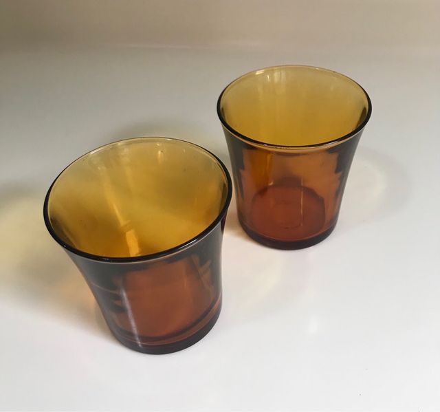 2 vasitos de vino DURALEX. Ámbar