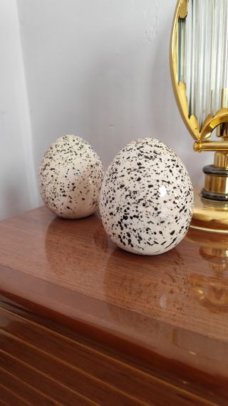 Uova in porcellana da collezione