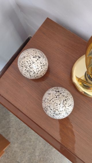 Uova in porcellana da collezione