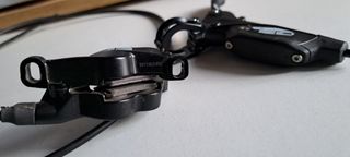 Freno hidráulico Trasero SRAM G2R