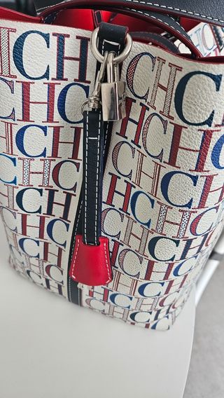 Bolso mano Carolina Herrera 