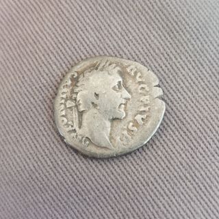 Denario Romano Antonio Pio