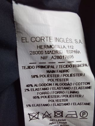 Chaqueta blanca y azul marino de Antea