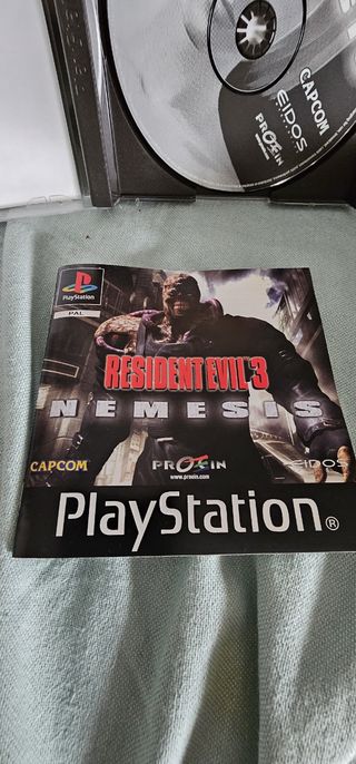 Resident evil 3 Nemesis PlayStation 1 pal españa