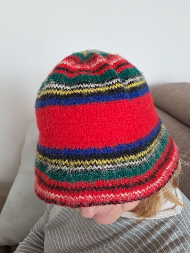 Cappello in pura lana
