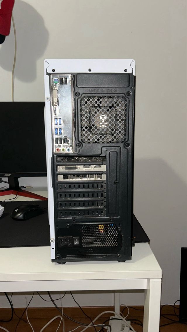 PACK PCGAMING CON PANTALLA