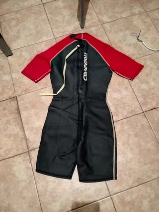 Traje de neopreno. Talla 38. XS