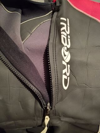 Traje de neopreno. Talla 38. XS