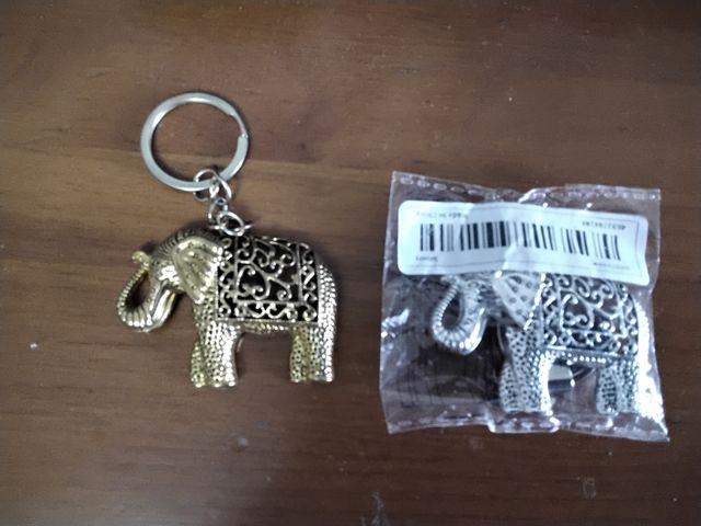llaveros de elefantes