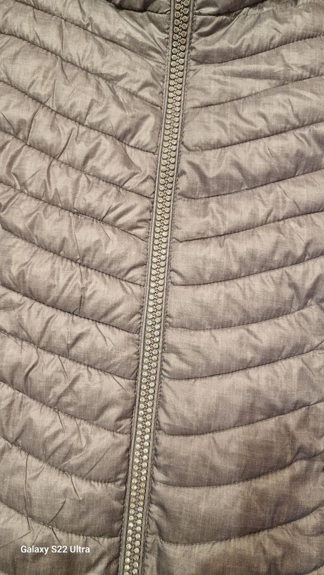 Chaqueta acolchada gris