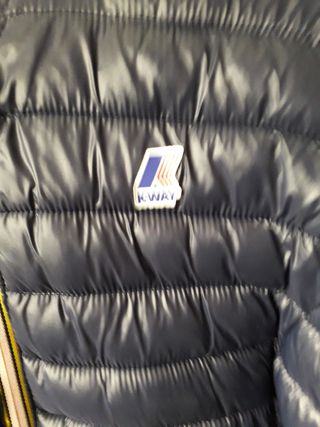 Giaccavento nuova della K•WAY.