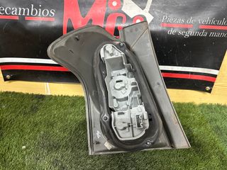 CUADRO-MOTOR-LUZ TOYOTA COROLLA VERSO R1 2008