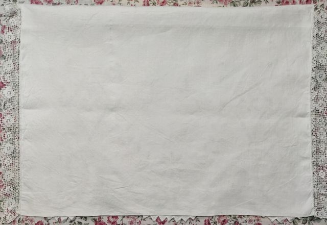 Busta in cotone vintage ricamata a mano