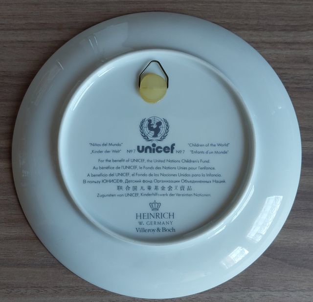 piatto UNICEF bambini del mondo n° 7 diametro 20