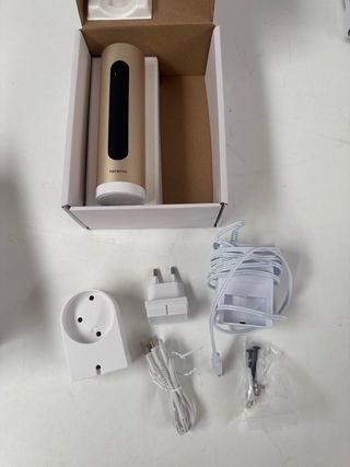 Cámara de Vigilancia Interior con Soporte de Pared