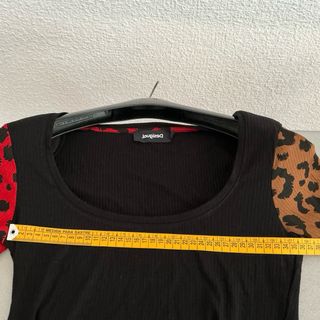 Camiseta Animal print desigual