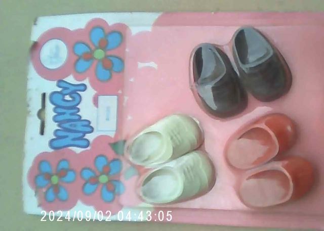 NANCY -PELUCA RUBIA CON TRENZAS en blister