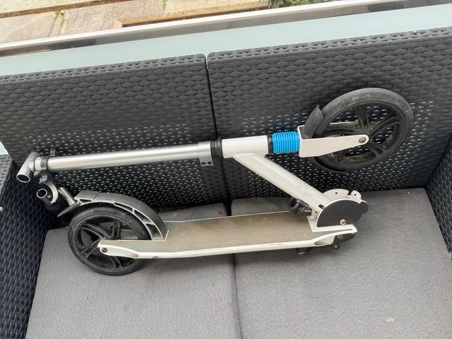 Patinete para niño o niña de 8 a 10 años