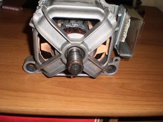 Motore Beko 2849590100 smontato da WMB71233M