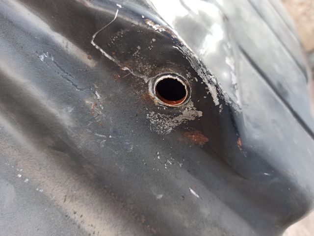 Seat 127-Deposito de gasolina