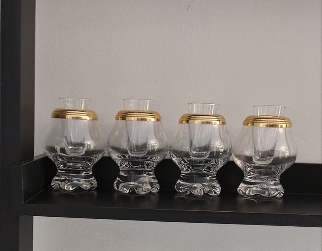 Juego licor copas botella y 1 bandeja