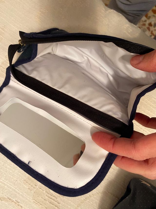 Neceser grande con uno pequeño a juego