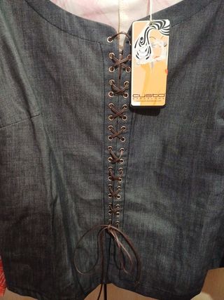 CUSTO BARCELONA top con aberturas  nuevo