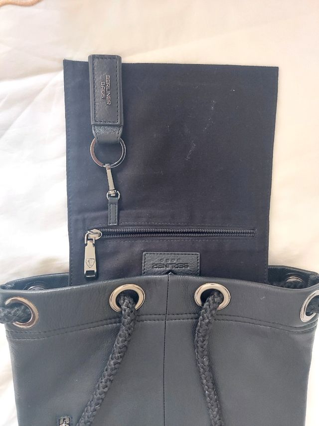 Mochila unisex de cuero