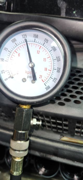 Motor Nissan Micra K12 2008