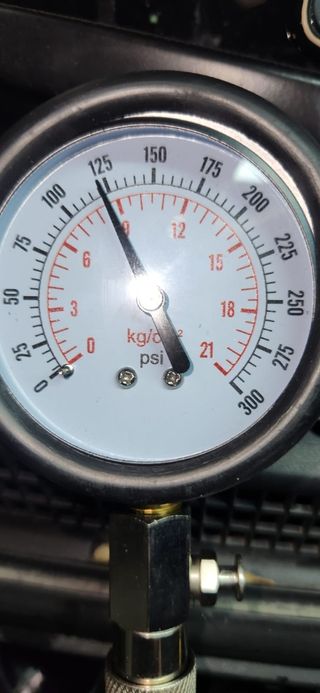 Motor Nissan Micra K12 2008