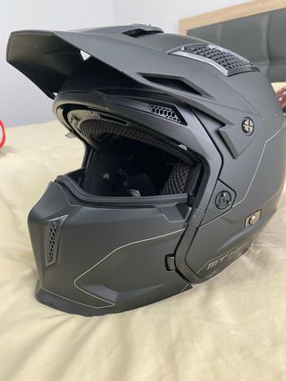 Casco moto MT Streetfighter