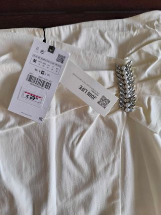 Falda mini blanca elegante 