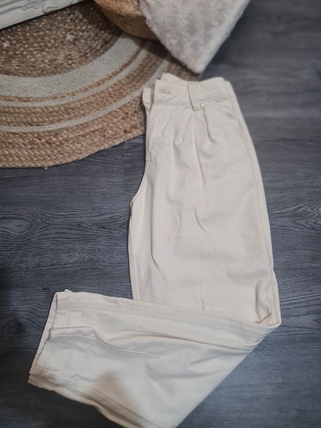 Pantalón slouchy chino