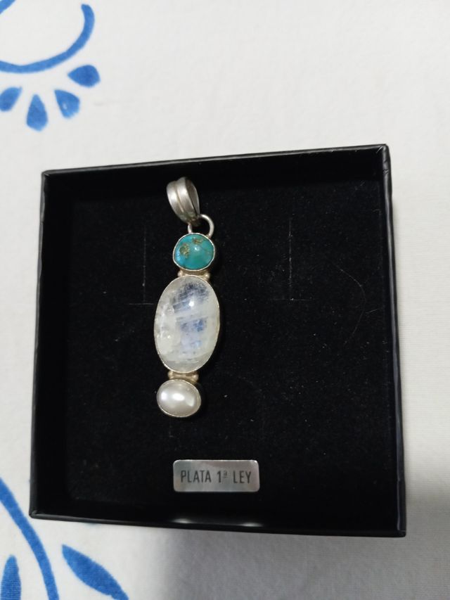 Colgante piedra luna,turquesa y perla
