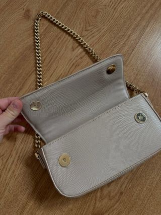 Mini bolso beige de Mango