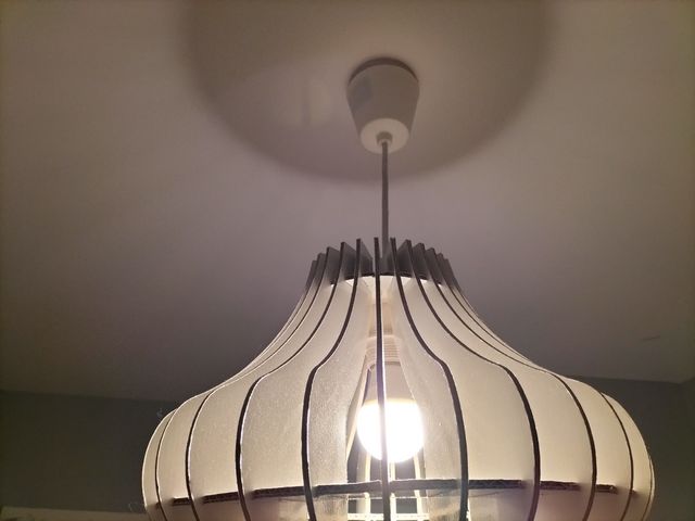 Lampara colgante blanca ecológica