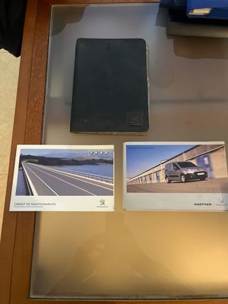 Libro peugeot partner 2011