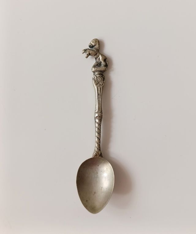 Antigua cucharilla recuerdo Italia