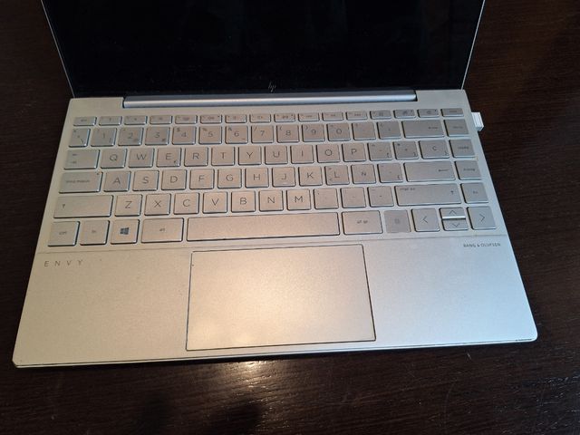 Portátil HP Envy 13-ba0002ns
