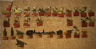 Pins Cobi y Sevilla 92