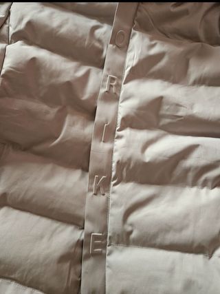 VENDO Chaqueta talla L grande, marca BORIKEN