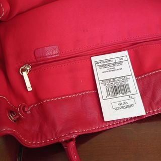 BOLSO DE PIEL ROJO DE PURIFICACIÓN GARCÍA