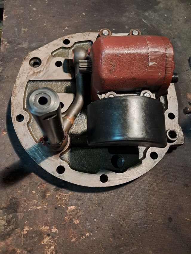 Bomba hidráulica Zetor