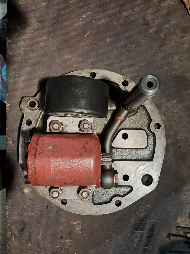 Bomba hidráulica Zetor