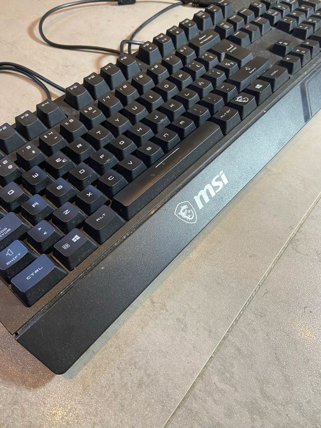 Teclado Gaming msi