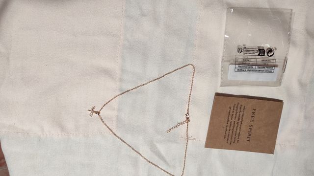 COLGANTE BISUTERÍA MARIPOSA