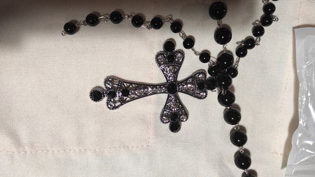 COLGANTE DE BOLAS NEGRO"GOTICO"