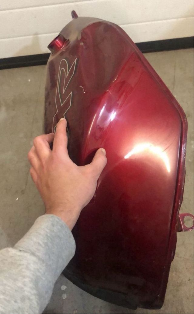 Deposito Kawasaki ZXR 750 J1/J2