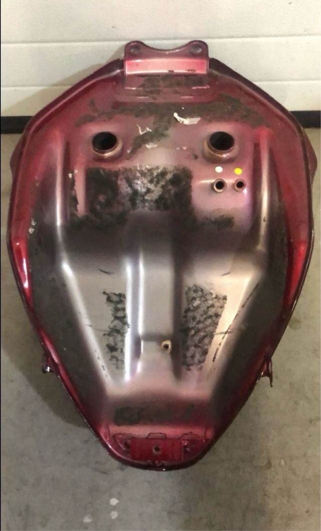 Deposito Kawasaki ZXR 750 J1/J2